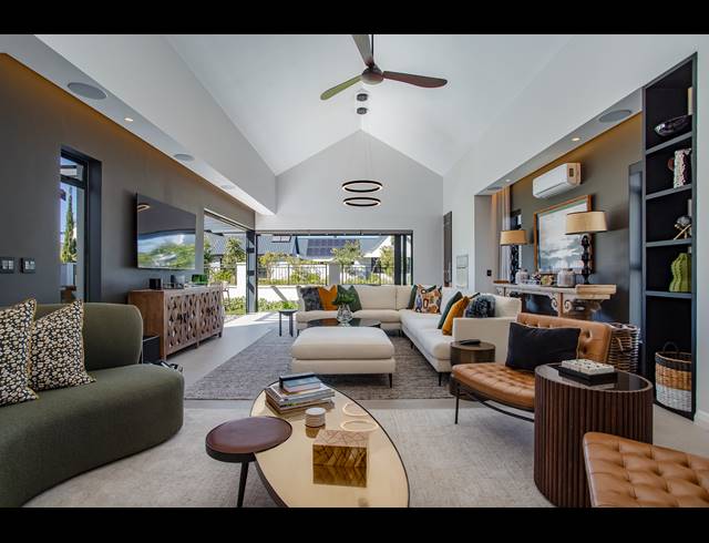 3 BEDROOM HOUSE TO LET IN VAL DE VIE ESTATE